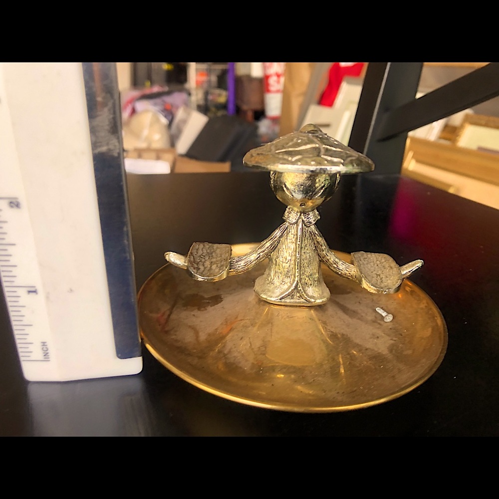 Vintage brass oriental double ash tray